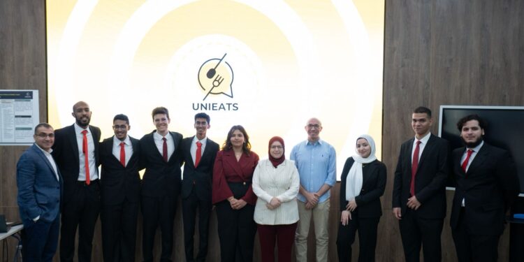 جامعة مصر للمعلوماتية تطلق تطبيق الكتروني لإدارة الكافيتريات الجامعية لمنع الزحام وهدر الطعام