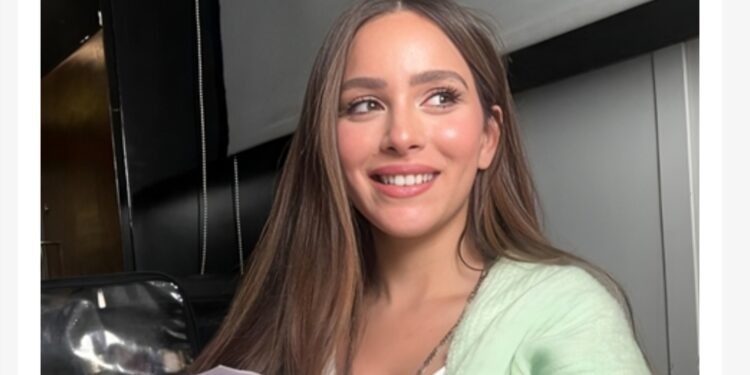 يكتب الحب بطولة جميله عوض جميلة عوض تتألق في فيلم “حين يكتب الحب” الرومانسي الجديد