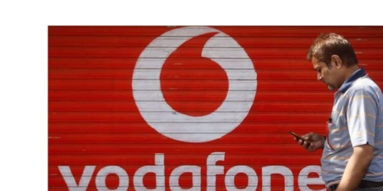  6 مشاهد جسدت سلبية تعامل فودافون مع عملائها خلال حريق سنترال رمسيس