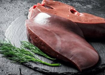 الكبدة .. كنز غذائي أم خطر خفي ؟