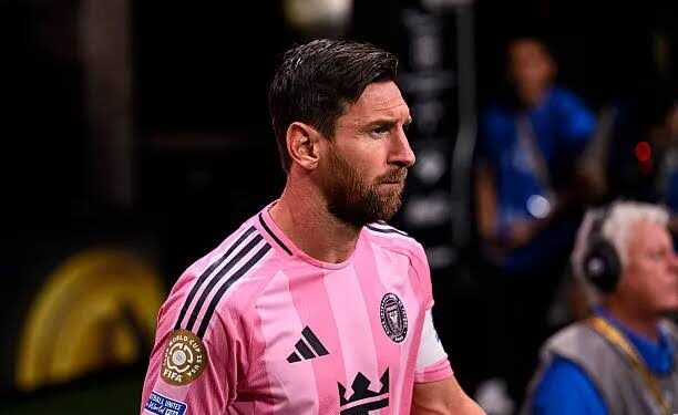 هل يعود ميسي إلى برشلونة أم يخوض مغامرة إنجليزية ؟