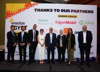 شنايدر إلكتريك تجدد تعاونها مع إيناكتس لتعزيز دور الشباب بالمجالات المتقدمة