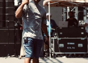 تفاصيل استعدادات حفل أحمد سعد في الأردن