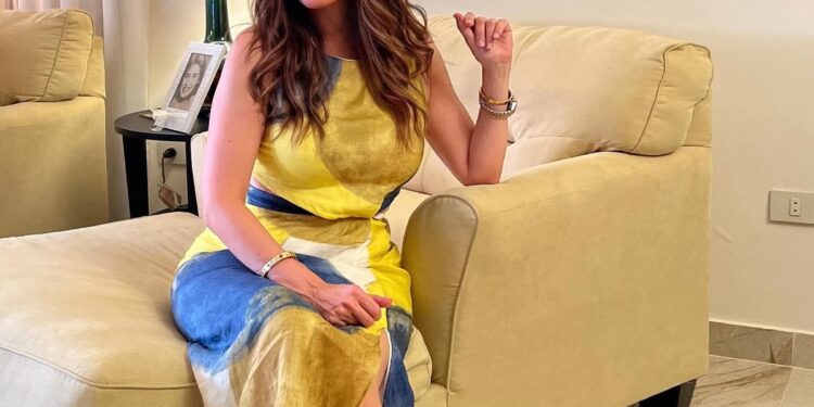 صور .. نرمين الفقي تتألق في إطلالة أنيقة بسيطة على إنستجرام