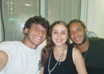 كواليس جديدة يكشفها محمود سعد عن علاج أنغام .. تفاصيل