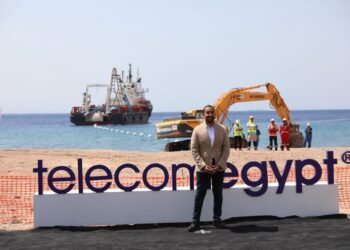 المصرية للاتصالات تطلق أول كابل بحري مباشر يربط بين مصر والأردن منذ اكثر من 25 عاما