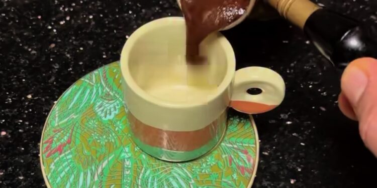 تأثير تناول القهوة على ضغط الدم في حرارة الصيف