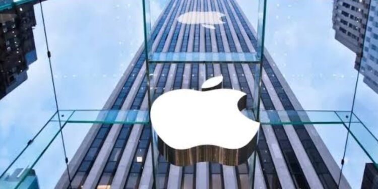 أبرز العادات الصحية الخاطئة للأطفال خلال فصل الصيف: تحذيرات للأمهات