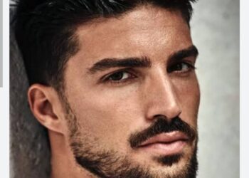 موضة الرجال في 2025: بين جاذبية الدقن وتألق الشارب