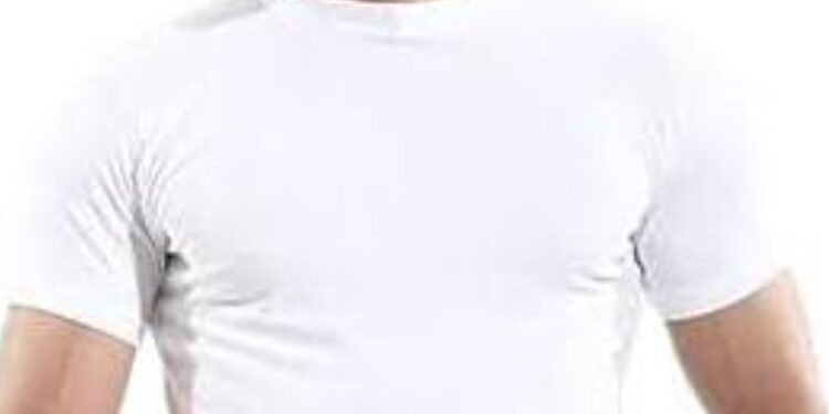 موضة تيشرتات بيزكس للشباب: أناقة مريحة للمناسبات الكاجوال في صيف 2025