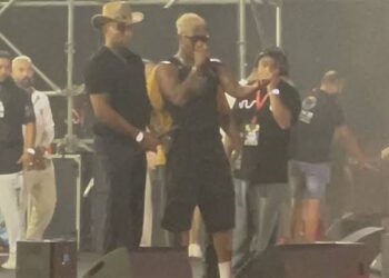 مستجدات حادث حفل محمد رمضان: التحقيقات الأولية تشير إلى انفجار أنبوبة ألعاب نارية والقبض على مسؤول الشركة