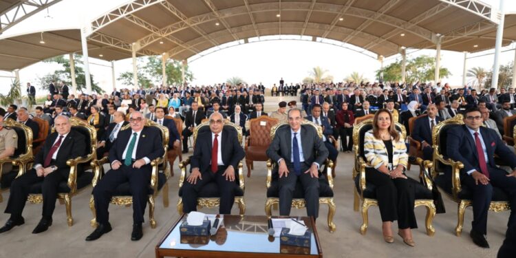 الاتصالات : تخريج دفعة جديدة من برنامج «سفراء الذكاء الاصطناعي» بالتعاون مع وزارة العدل