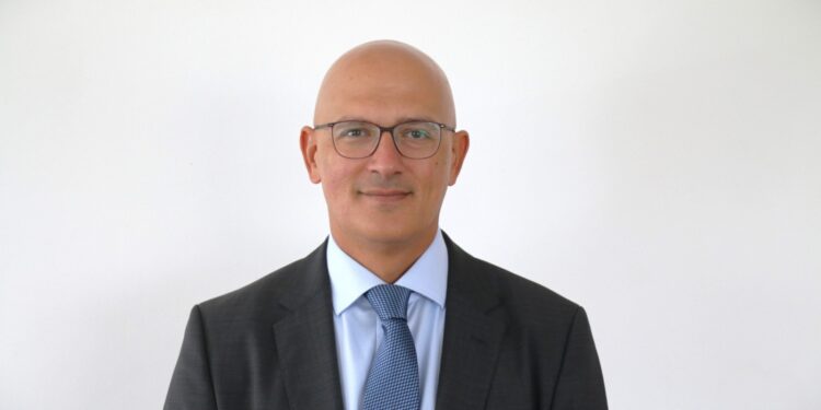  الاتصالات : تعيين محمود صفراطه نائبًا للرئيس التنفيذي لـ “إيتيدا” لتنمية الأسواق