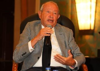 ساويرس خلال مؤتمر “ثنك كوميرشال”: يكشف تأثير ارتفاع سعر الفائدة على التطوير العقاري