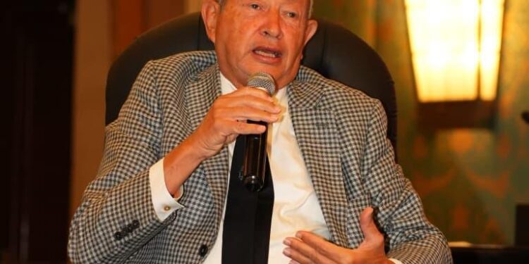 ساويرس خلال مؤتمر “ثنك كوميرشال”: يكشف تأثير ارتفاع سعر الفائدة على التطوير العقاري