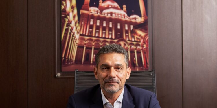 إي آند : تغيير اسم e& Global Services إلى e& CX Solutions Egypt لتقديم حلول وتجارب استشارية متكاملة