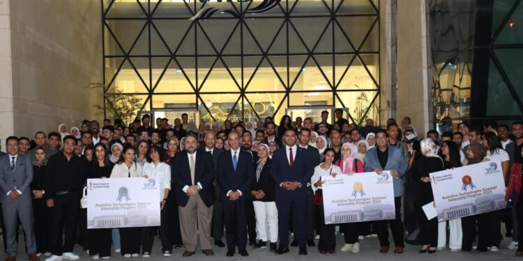 الاتصالات : مشاركة أكثر من 165 طالبا بالبرنامج الصيفى للتكنولوجيات المساعدة