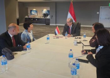 وزير الاتصالات يناقش مع مسؤولى شركات أمريكية توسيع التعاون فى مجالات الذكاء الاصطناعى وبناء القدرات