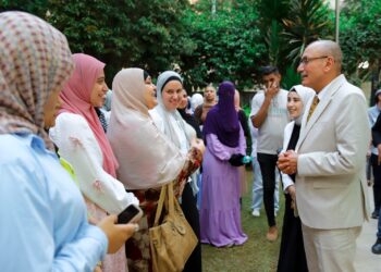 معهد يونس أمره بالقاهرة يحتفل بالخريجين