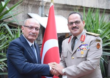 سفير تركيا بالقاهرة يهنئ مصر بذكرى نصر أكتوبر ويؤكد دعم بلاده لجهود تحقيق السلام في غزة