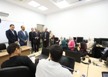 الاتصالات: أكثر من 60 ألف مستفيد من برامج ومبادرات بناء القدرات الرقمية ودعم ريادة الأعمال فى “كريتيفا” بقنا