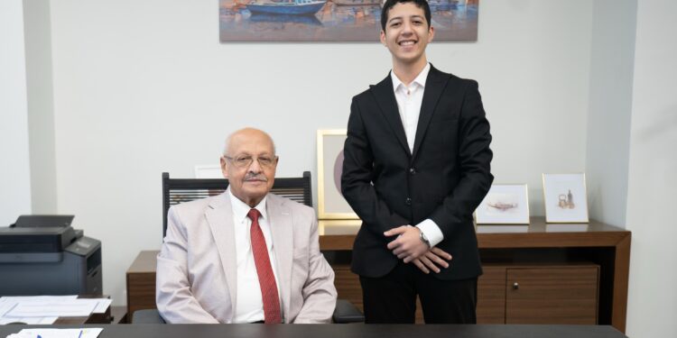 جامعة مصر للمعلوماتية : اقتراح بتصميم تطبيق متكامل بالذكاء الاصطناعي لمساعدة ذوي الهمم