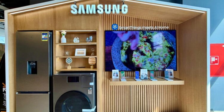 جامعة مصر للمعلوماتية : اقتراح بتصميم تطبيق متكامل بالذكاء الاصطناعي لمساعدة ذوي الهمم