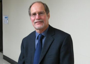 السجائر الإلكترونية كبديل.. هل يمكن أن تساعد في تقليل أعداد المدخنين التقليديين؟