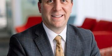 «إي آند مصر» و «HealthTag» تدمجان التكنولوجيا المالية والرعاية الصحية في “جيتكس 2025”