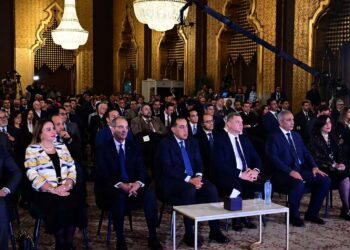 رئيس الوزراء لشركات التعهيد : مصر تمنحكم الاستقرار والشراكة