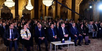 رئيس الوزراء لشركات التعهيد : مصر تمنحكم الاستقرار والشراكة