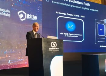 وزير الاتصالات: تضاعف صادرات خدمات التعهيد من 2.4 مليار دولار إلى 4.8 مليار دولار خلال 4 سنوات