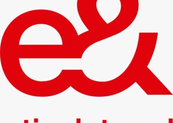 إي آند مصر تُطلق أول هوائي ميكروويف في العالم متعدد الحزم والنطاقات “Uranus MB²”