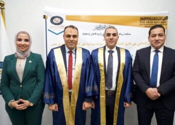 المصرية للاتصالات تحتفل بحصول أحمد عبد اللاه وأبو بكر عبد اللاه على درجة الدكتوراه في إدارة الأعمال
