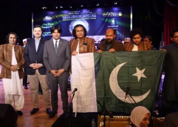 فرقة بدر علي وبهادور علي الباكستانية تشارك بعرض مميز في مهرجان سماع الدولي للإنشاد