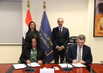 الاتصالات : إطلاق برنامج ITIDA-DXC Dandelion لتدريب ذوى الاضطرابات العصبية للعمل بقطاع تكنولوجيا المعلومات