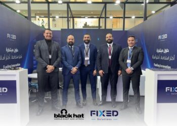  أحمد حمد : فوز فريقا “بلا اجنحة” و”جليتش” في ديجيتوبيا يعكس تميز جامعة مصر للمعلوماتية