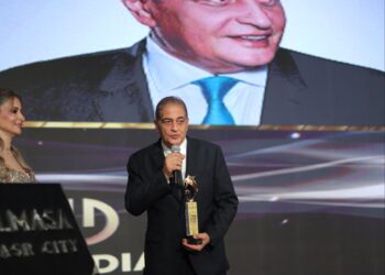 ملتقى الإبداع والتميز العربي يختار أسامة كمال كأفضل إعلامي خلال 2025