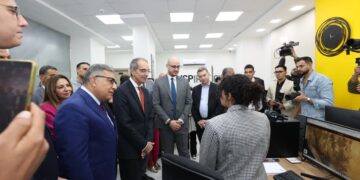 الاتصالات : شركة القمم تمثل تنافسية مصر كمركز لتصدير خدمات تكنولوجيا المعلومات