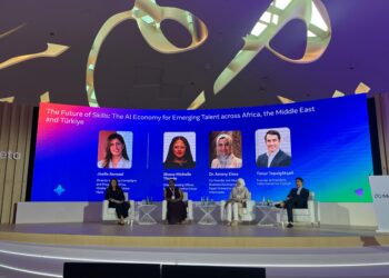 جامعة مصر للمعلوماتية: نسعى لوضع قواعد تخفف من سلبيات استخدام الذكاء الاصطناعي 