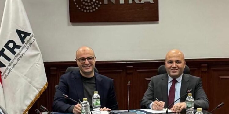 جهاز الاتصالات يمنح تي باي (tpay) ترخيص تقديم خدمات الدفع المباشر للخدمات الحكومية من خلال المحمول