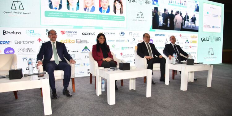 رانيا المشاط: قطاعات إنتاجية وتصديرية تدعم نمو الاقتصاد