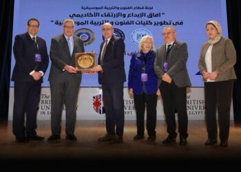  جامعة مصر للمعلوماتية : نثمن دعوات تطوير اللوائح الداخلية لكليات الفنون