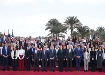 وزير الاتصالات : تأهيل الشباب كفريلانسرز  يساعد على توسيع سوق العمل  وعدم الارتباط بالحدود الجغرافية