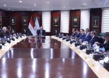 وزير الاتصالات: إضافة 1000 منفذ بريد جديد ونشر 3000 ماكينة ATM منذ 2018