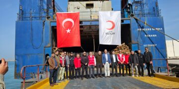 ميناء العريش يستقبل سفينة الخير الـ20 التركية لدعم غزة