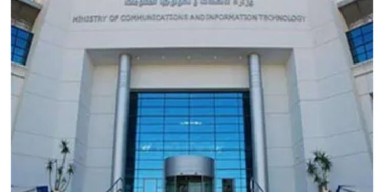 قطاع الاتصالات يتصدر قائمة قطاعات الدولة الأعلى نموًا على مدار 8 أعوام بمعدل 16%