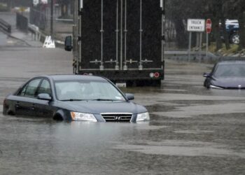 هل عدم انهيار الولايات المتحدة الاقتصادي يعني نجاح سياسات ترمب؟