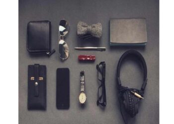 أناقة الشتاء: دليل إكسسوارات رجال الأعمال لظهور احترافي ومميز