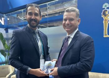 قمة الذكاء الاصطناعي «Ai Everything» تشهد توقيع كتاب تروما الصحافة الاقتصادية .. «وائل الطوخي»: توظيف التطبيقات الحديثة يعزز الصحة النفسية للصحفيين 